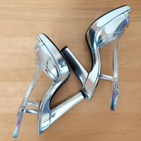 Burberry Silver Leather High Heel Sandals - Picture 6 of 16
